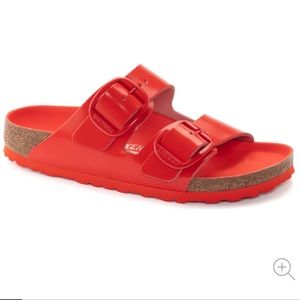 Birkenstock Arizona Big Buckle High Shine Tomato